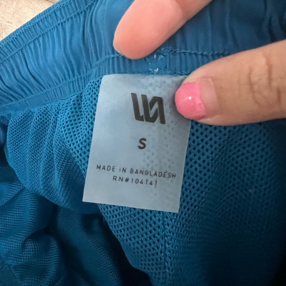 NWT VRST Men’s 5” Everyday Shorts in Blue Tide in size small - Picture 6 of 6